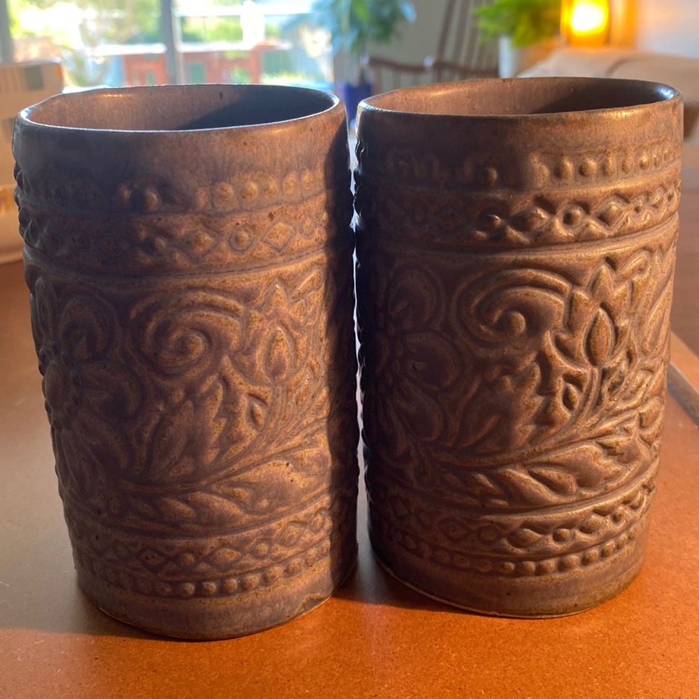 Mugs
